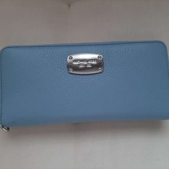 New Michael Kors Jetset Leather Wallet - Picture 2 of 5